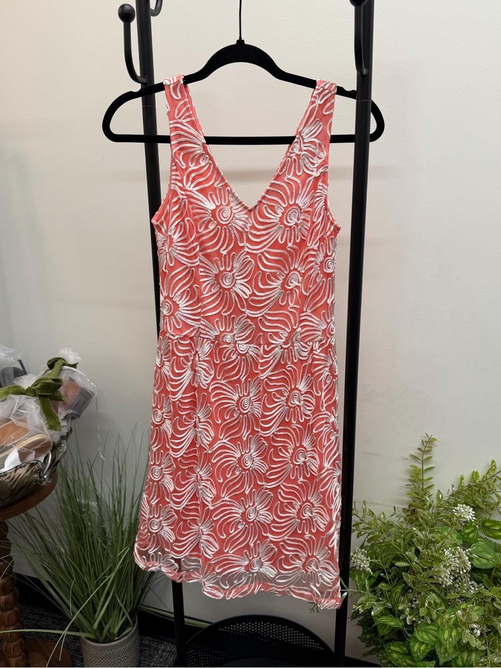 buttons Coral Mini Dress with White Floral Lace